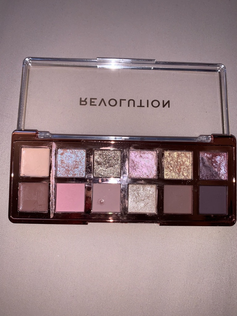 Revolution (The Enchanted Icon) Eyeshadow Palette